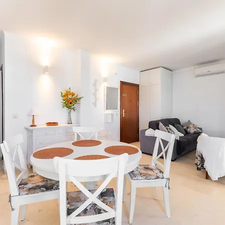 Capistrano Village, 2 Bedroom Διαμέρισμα Nerja